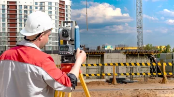 Como a Topografia Auxilia na Instalação de Infraestruturas de Grande Porte