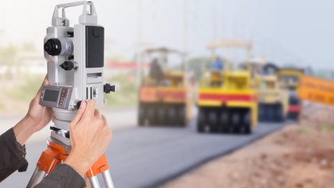 Topografia e terraplanagem: etapas iniciais que definem o sucesso da obra